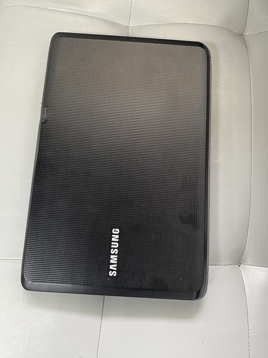 Ноутбук Samsung R528