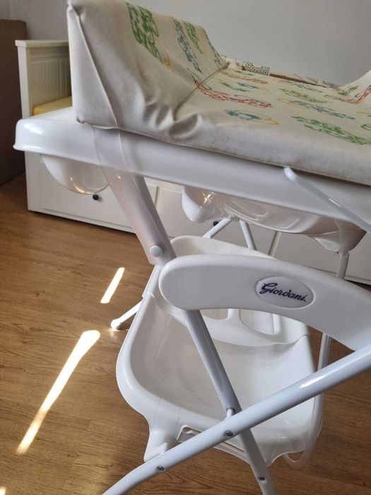 Banheira e Muda Fraudas Giordani