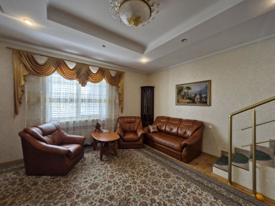 Крепкий Дом в  Совеньен