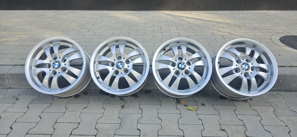 Sprzedam Felgi do BMW Serii 3. 1e87 e36 e46e99 3. 5x120 16 C