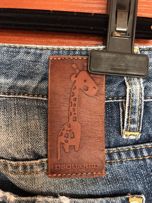 Продам джинсы Dsquared ( оригинал) р. 40