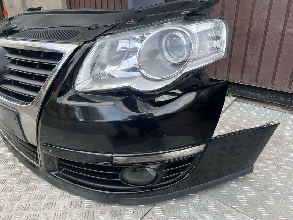Przód przodek Volkswagen Passat B6 2.0TDI  kod lakieru: LC9X