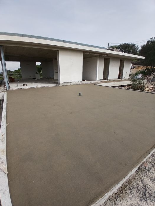 Betonilhas e betao com helecoptro