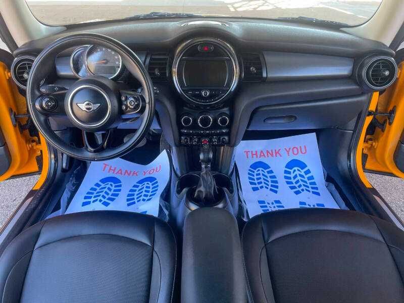 2017 MINI Cooper Hardtop 2 Door
