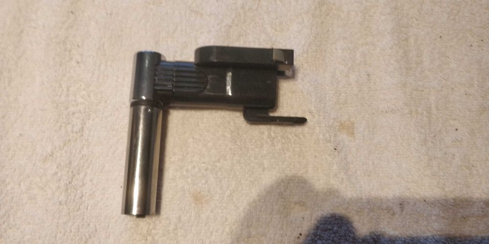 Ekspres Delonghi esam 6900 część Wylewka wody pary.