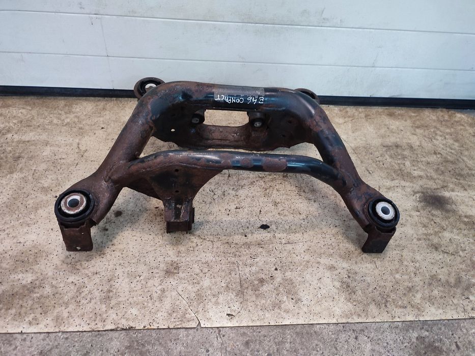 BMW E46 Compact  wózek belka sanki tył tylne