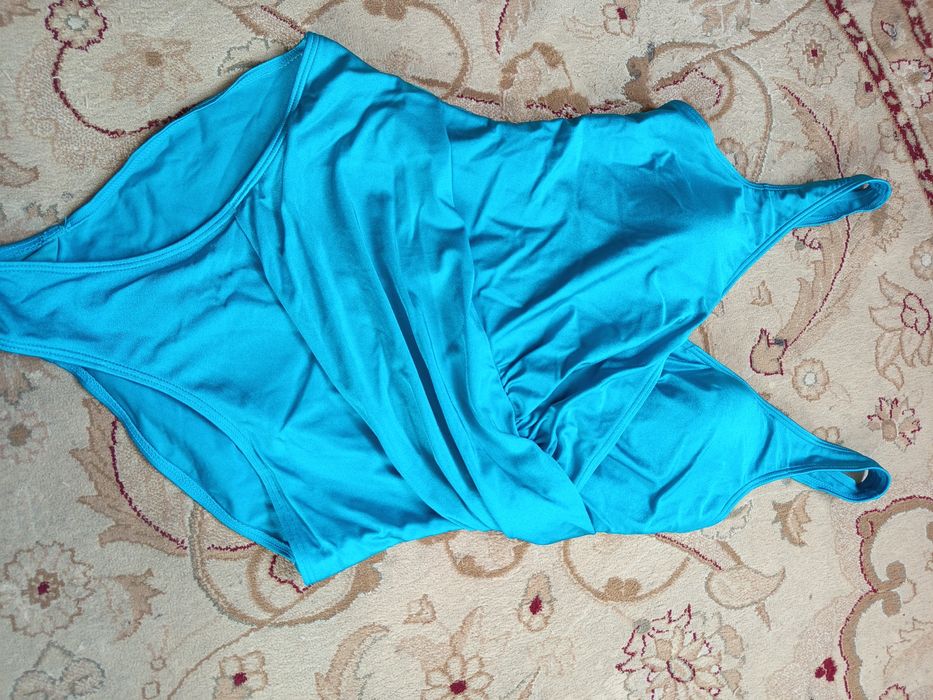 Продам бірюзовий купальники з утяжкою розміру L-XL