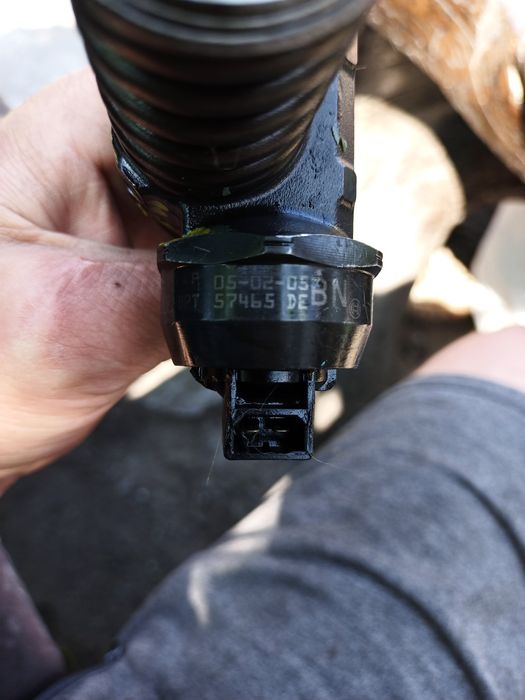 Насос форсунка 1.9 TDI Volkswagen Passat B5 Golf IV Фольксваген Пассат