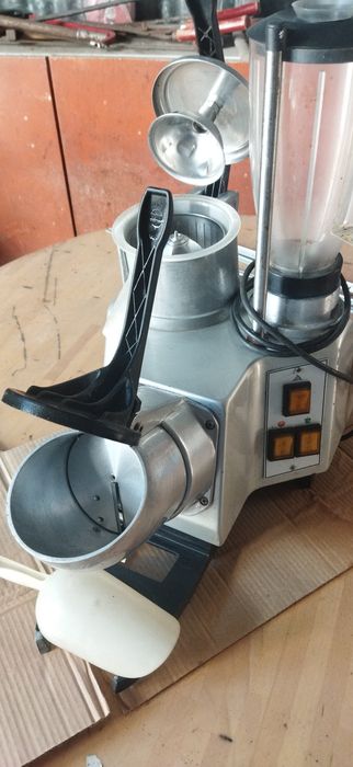Picadora de gelo, espremedor e liquidificador impecável
