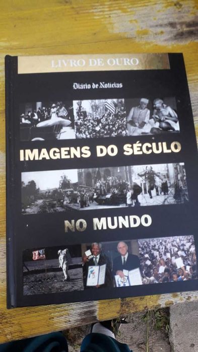 Images of the Century Book Worldwide by Diario de Noticias - Golden Book