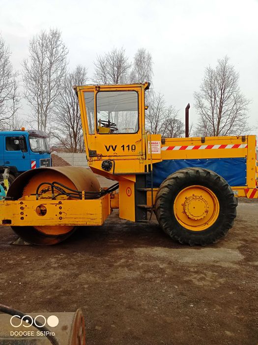 Walec drogowy Stavostroj