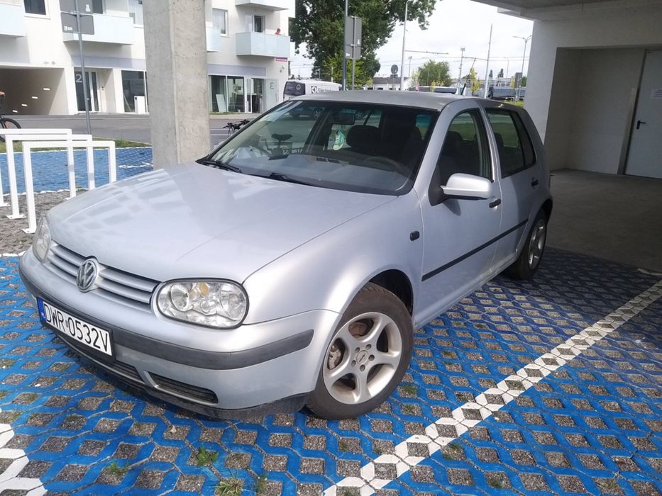 Volkswagen Golf 4 1.6 Benzyna