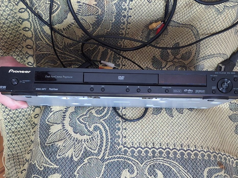 Продам DVD-300 плеер, раритет