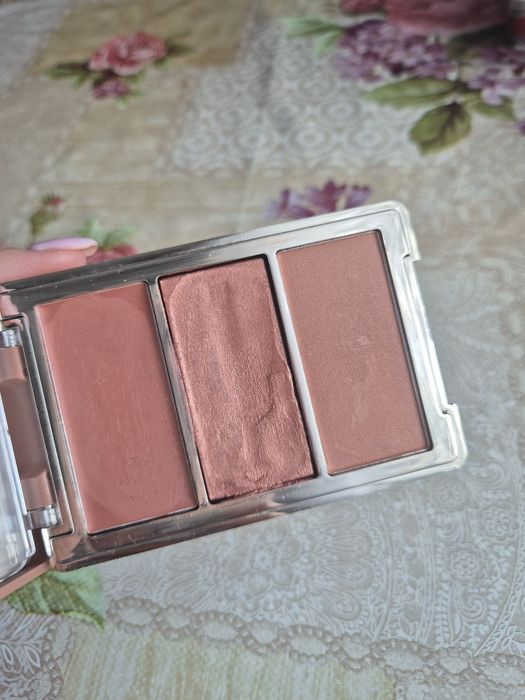 Morhe Morphe Cheek Thrills Multi-Finish Face Trio after party