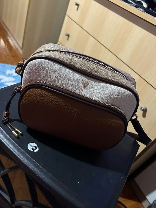 Mala elegante e finerrima