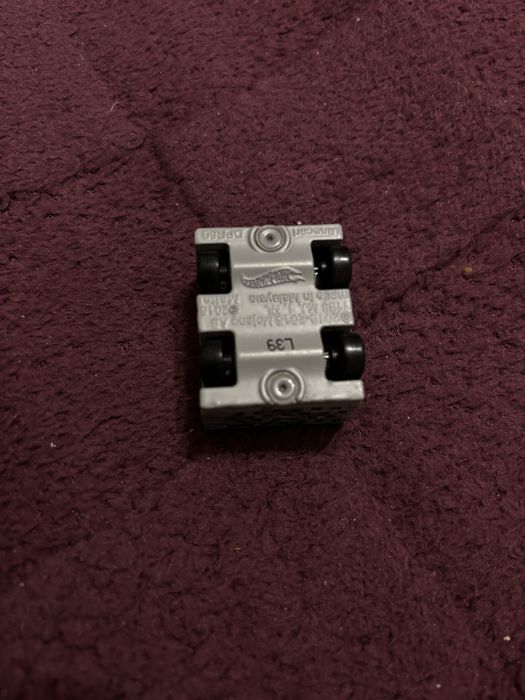Продам HotWheels Minecraft 2015 вагонетка