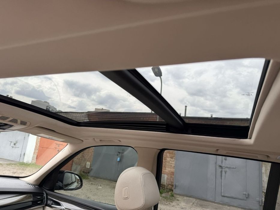 BMW X5 2015 года