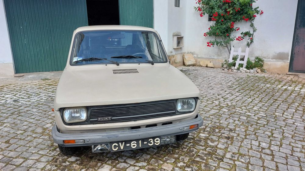 FIAT 127 900C recondicionado vendo no estado em que se encontra esta a trabalhar-