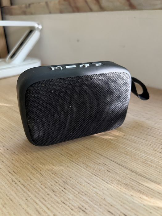 Coluna de musica barata