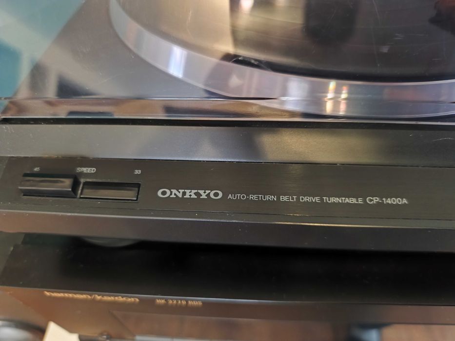 Onkyo CP-1400A gramofon