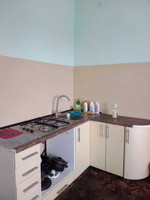 Без застави На  1-3 місяці 3-х кімн. частину будинку міс