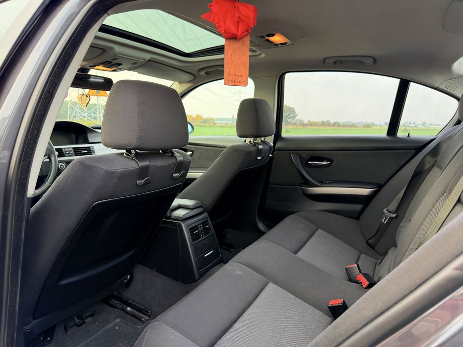 BMW seria 3 E90 318i