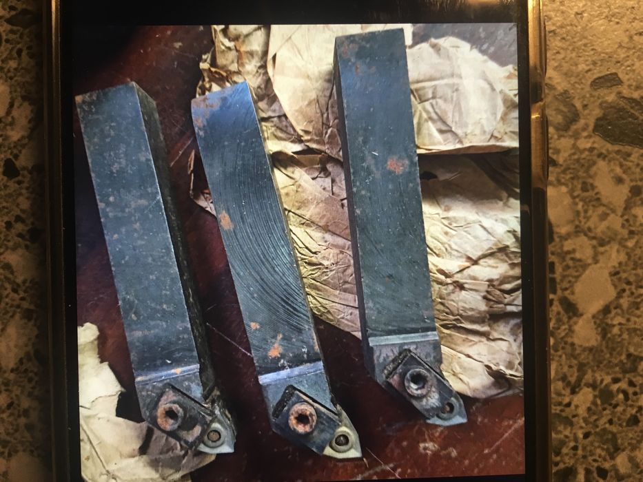 Токарный резец 25х25