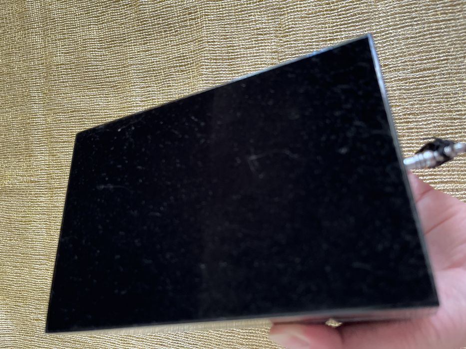 Подарункова скринька з черепом