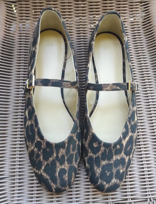 H&M nowe buty baleriny Mary Jane 42