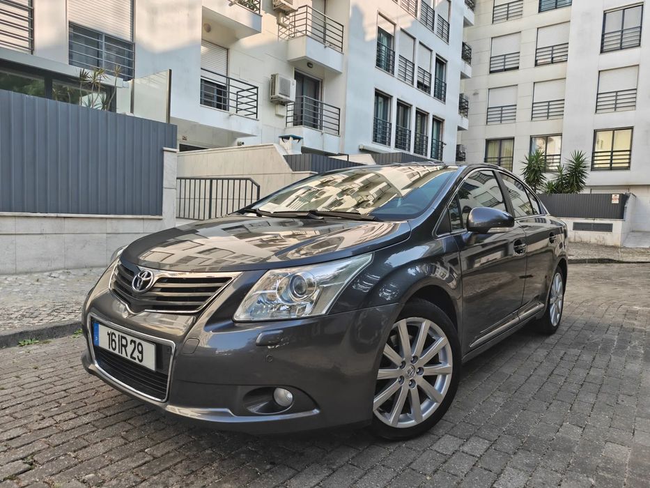 Toyota Avensis SD 2.2 D-4D Luxury +GPS+Leather
