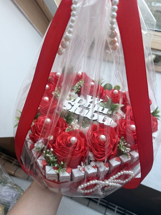 Box kinderki raffaello róże ze wstazki