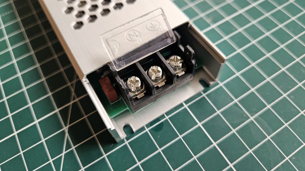 Блок живлення BIOM BPU-401 400Вт 12В 33.3 А Алюміній IP20 Преміум