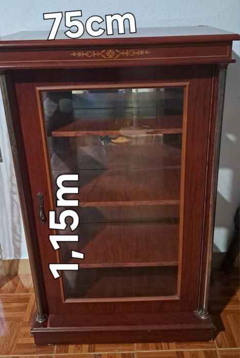 Vitrine para sala