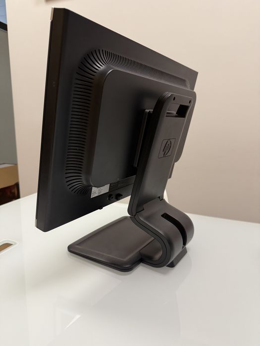 Monitor HP 22” compaq LA2205wg