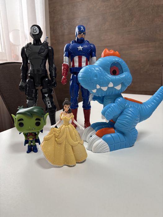 Детские игрушки.