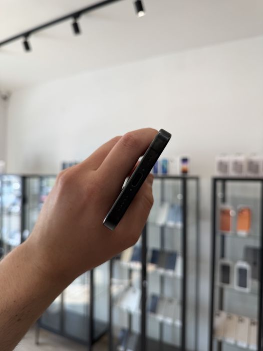 Telefon iPhone 15 PRO 256GB Czarny Apple Gwarancja iTrade