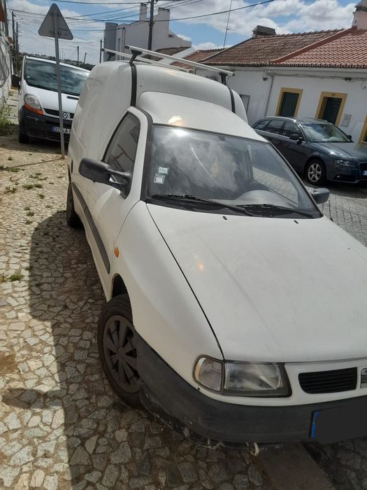SEAT INCA 1996 com puxo