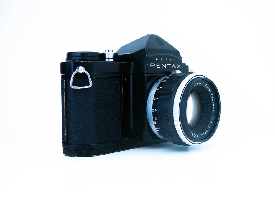 Câmara Analógica Pentax H2 - Black