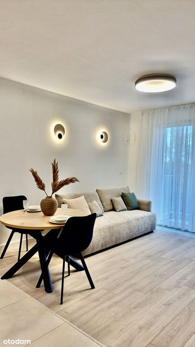 Nowoczesny, dwa pok. apartament (Krakowska Krzyki)–PIERWSZY NAJEM