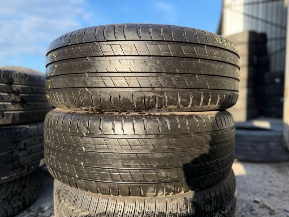 235/65R17 Michelin 2025p