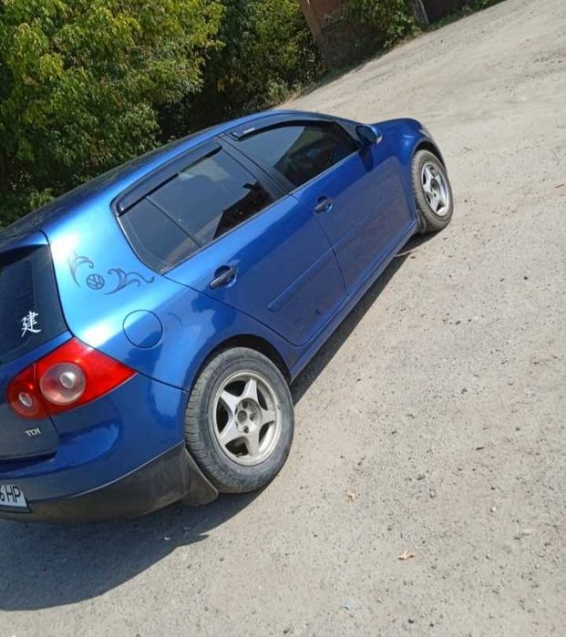 Volkswagen Golf 5 20007 год. 1.9TDI