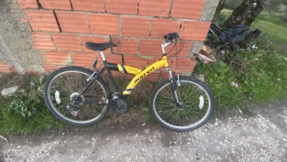 Bicicleta amarelo
