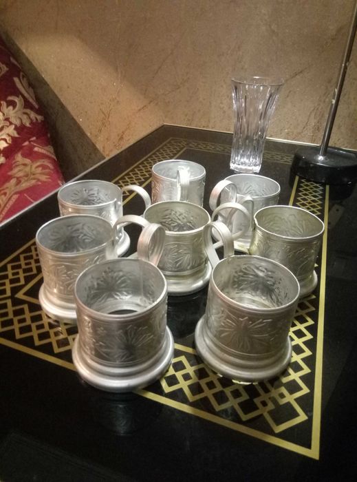 Ручки с золотыми и иридиевыми перьями, подстаканники