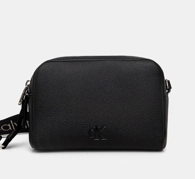 Продам сумку Calvin Klein, оригінал, широкий ремінь