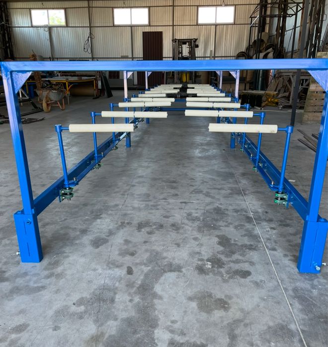 Приймальний стіл