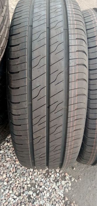 215/60/17C Goodyaer EfficientGrip Cargo2  4шт