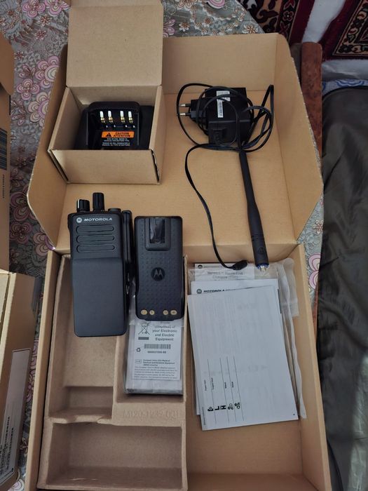 Радіостанція мотороли