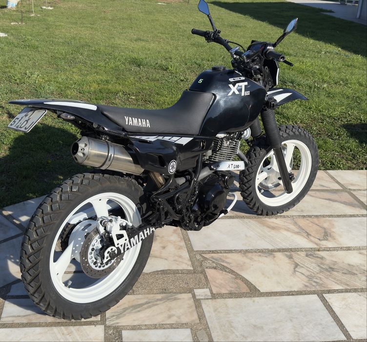 Yamaha   XT  600 troco por carro