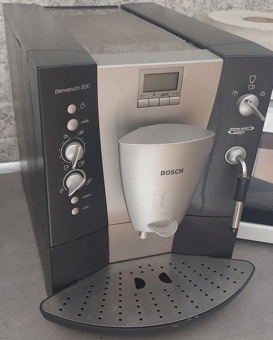 Кавова машина Bosch benvenuto B30