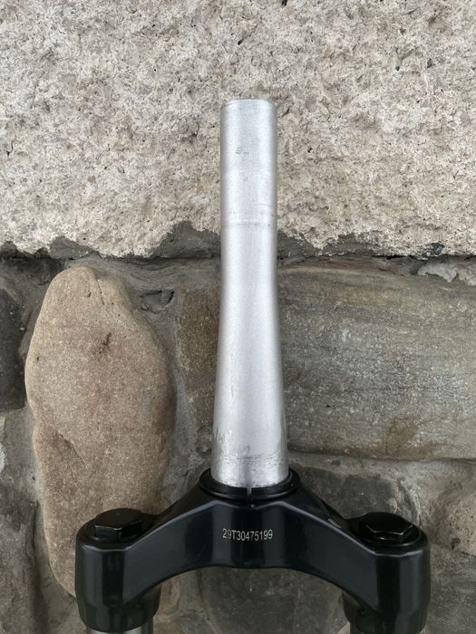 продам або обміняю rock shox domain 302